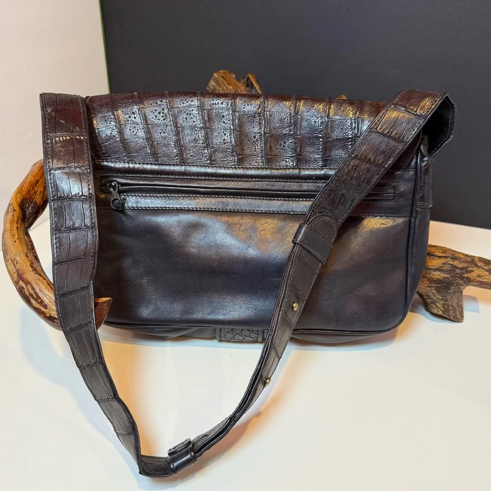 Donna Karan New York Black Leather Messenger Style Shoulder Bag RARE